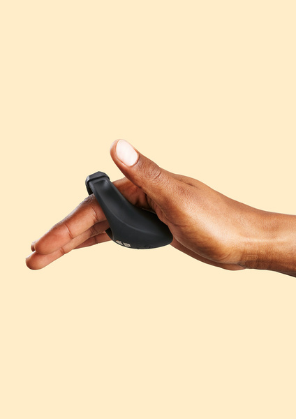 Pierścień erekcyjny We-Vibe Bond Charcoal Black