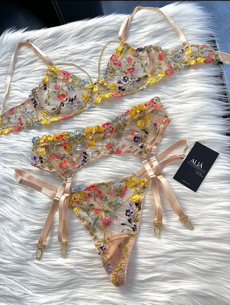 Alia Sabina garter belt M