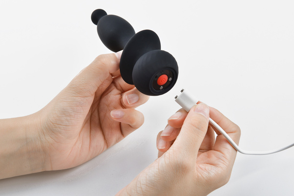Korek analny z ogonkiem Magic Motion Magic Bunny  