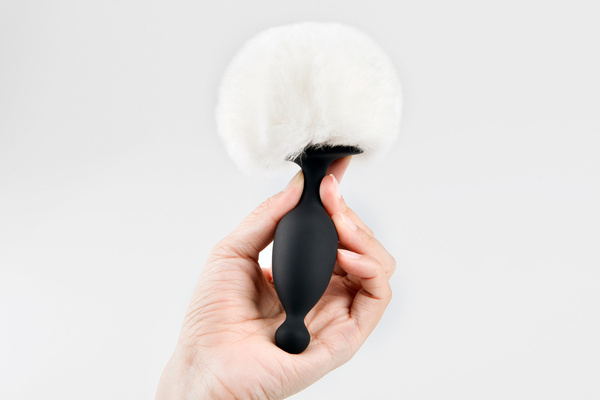 Korek analny z ogonkiem Magic Motion Magic Bunny  