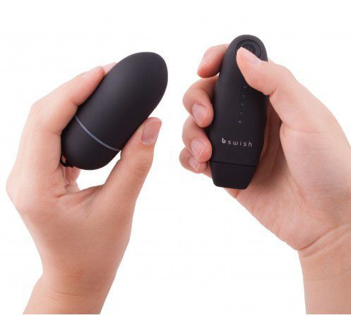Яєчко вібруюче Bnaughty Classic Unleashed Black B Swish