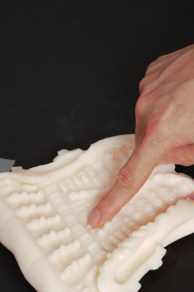 Мастурбатор серії Young - Enchantress After Kiss