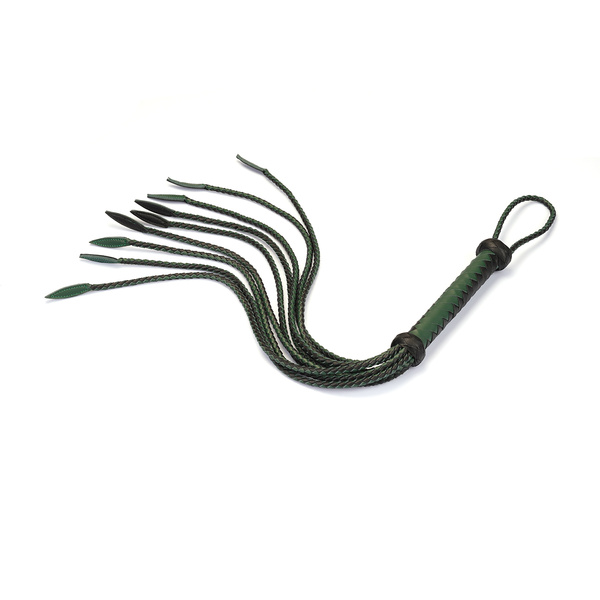 Pejcz Mossy Chic and Black Leather Cat O Nine Tails Whip Liebe Seele
