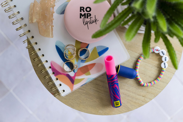 Stymulator łechtaczki Lipstick Romp