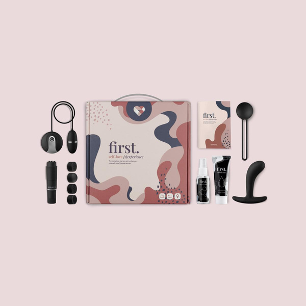 Zestaw First Self-Love [S] Experience Starter Set Loveboxxx