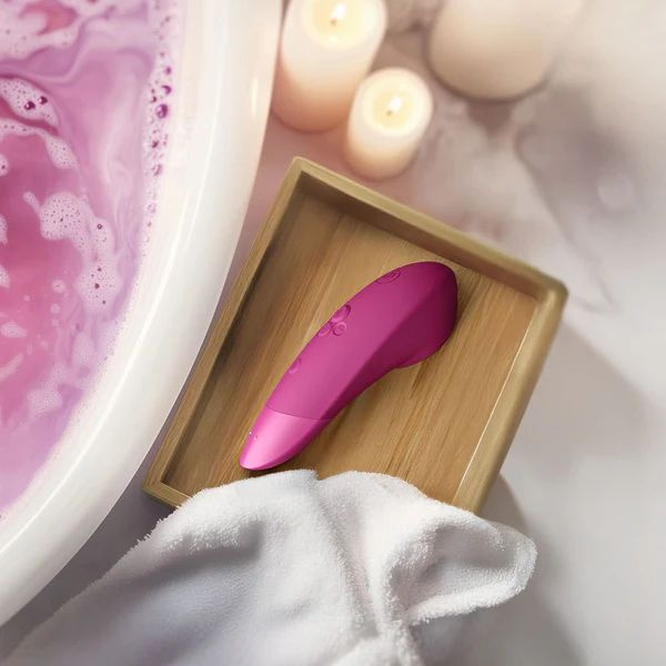 Clitoral Stimulator Enhance Vibrant Pink Womanizer