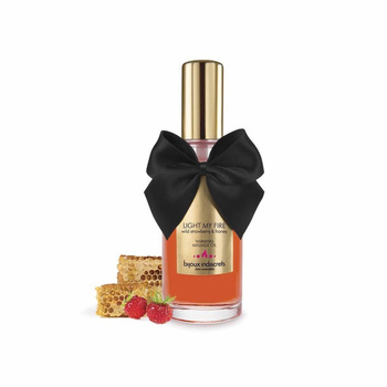 Poziomkowy rozgrzewający olejek do masażu Bijoux Indiscrets Light My Fire Wild Strawberry 100 ml