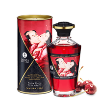 Jadalny olejek rozgrzewający do miejsc intymnych o smaku wiśniowym Shunga Aphrodisiac Warming Oil Blazing Cherry 100ml