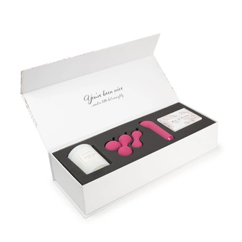The Naughty And Nice Gift Set - Zestaw Kart I Gadżetów Erotycznych Je Joue