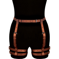 Коричнева шкіряна упряжка на стегна Amelia Karess